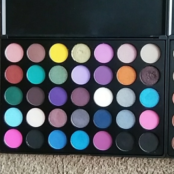 ***  NOT FOR SALE***  3 Morphe Pallets - Picture 3 of 4